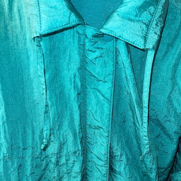 Vintage Vacimo 80’s Windbreaker: Women’s “Petite”: GUC: Zips and buttons - Picture 4 of 6